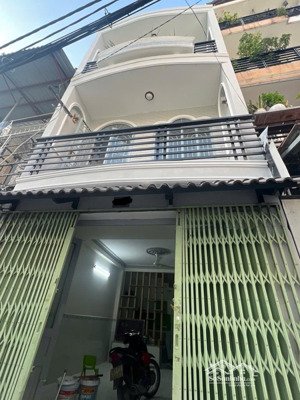 bán nhà 4x10m 1 trệt 2 lầu 4pn 3wc gần big c trường chinh - tân phú