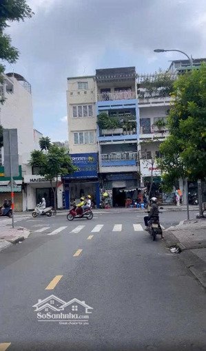 mặt tiền kinh doanh nguyễn thành ý ngay góc đinh tiên hoàng quận 1, 4 x 10m chỉ 17 tỷ