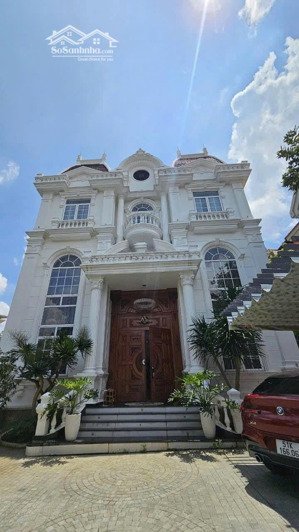 hạ gấp về 148ty biệt thự compound nguyễn văn hưởng thảo điền hồ bơi 850m2 trệt 2 lầu hồ bơi