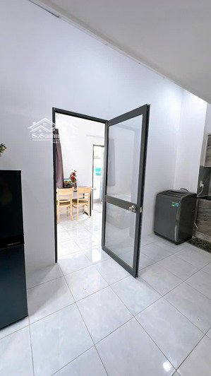 chính chủ cho thuê căn hộ ban công full nội thất free dịch vụ tại điện biên phủ, bình thạnh