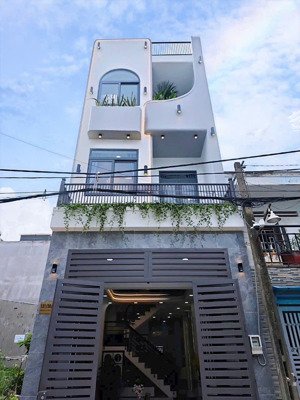 nhà hẻm thông xe tải 4x14 đúc 2lầu 4pn sau lưng nhà hàng hưng phát đường nguyễn thị kiêu thớian q12