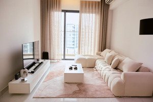 cho thuê căn hộ kingdom 101, giá siêu hời 14,5 triệu,1pn + 1wc,lh: 