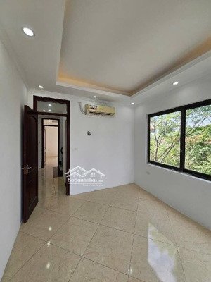 bán nhà thanh am phường việt hưng long biên gần oto 5.9ty