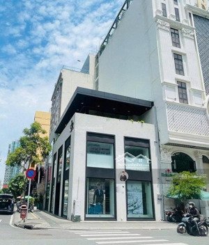 siêu phẩm góc 2mt nguyễn thiện thuật, quận 3 - ngang 5,1x10m - 2 tầng - hđt:70trđ - 20 tỷ