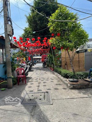 nhà quận 1 - giá dưới 2 tỷ - mặt tiền rộng 4.9m - siêu hiếm