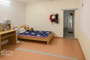 bán nhà tt lương ngọc quyến ,dt 90m2 ,mt 3,6m,giá chỉ còn 5,85tỷ(giá cũ 6,56tỷ)