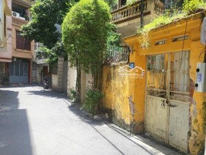 bán nhà 4 tầng cách mặt phố khương trung chỉ 50m. ngõ đẹp. dt 55m2 - giá 8 tỷ!