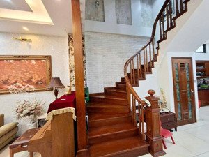 bán nhà lê trọng tấn ngã tư sở - 1 nhà ra phố trước nhà 6m - mặt tiền đẹp - phân lô quân đội