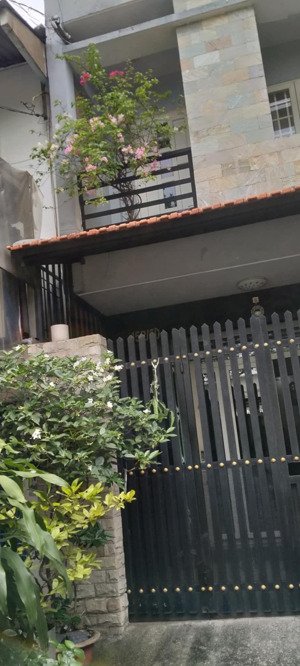 bán gấp nhà riêng 63m2, 5pn, 5wc, 14 tỷ tại lạc long quân, q11, tp.hcm