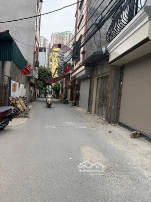 nhà phố yên vĩnh - mặt ngõ ô tô thông - lô góc - mặt tiền 4m