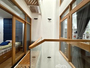 đối diện nhà thờ tân định, q1 hai bà trưng - nhà đẹp vào ở ngay - 4x17 - 5 tầng - giá 22 tỷ