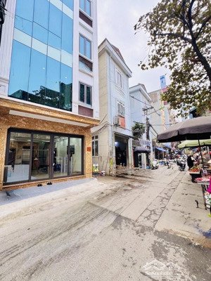mặt phố trung tâm quận nam từ liêm - lô góc - kinh doanh đa dạng- mặt tiền 5 m thang máy