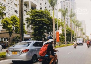 bán nhà phố lê đức thọ,nam từ liêm gần trường,đại học ngoại ngữ,đh quốc gia , gần sân vận động