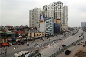 nhà vinh túy ngon bổ rẻ chính chủ bán nhà mặt đường ô tô tránh, phố vĩnh tuy, phường vĩnh