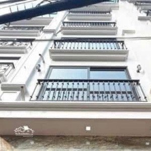 nguyễn cơ thạch - nhà đẹp ở ngay gần phố, giá đầu tư - nhỉnh 9 tỷ.