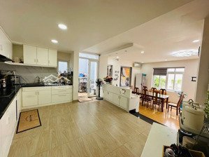 bán biệt thự 3 tầng tại hoàng hoa thám, 23 tỷ, 156m2, giá siêu hời