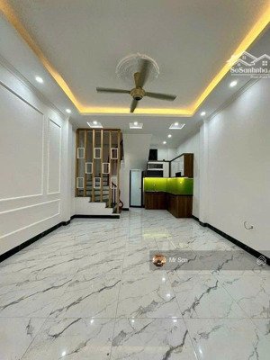 bán nhà phú lương 5 tầng độc lập gần khu đấu giá giá 5.2 tỷ 