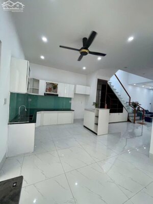 Bán biệt thự 200m2 12.5 tỷ đường 7.5m Trần Kim Xuyến khu đô thị Hòa Xuân