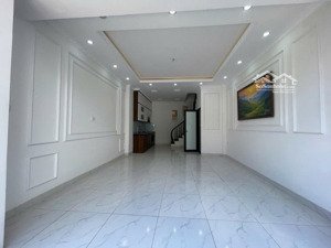 gấp! nguyễn văn huyên, phân lô cán bộ, nhà mới ở luôn, 30m ôtô tránh, 50m ra phố, 2 thoáng, 38m2*5t