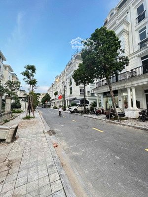 bán biệt thự liền kề louis đại mỗ- 100m-5 tầng- mt 6m- lô góc 3 mặt thoáng- ô chờ thang máy - 37 tỷ