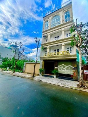 định cư nước ngoài – bán khách sạn đẹp, mới, vị trí đắc địa tại khu công ích quận 7
