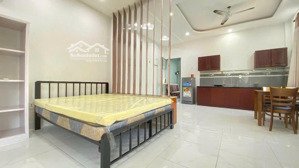 cho thuê studio rộng 40m2 ngay ngã tư thủ đức - lê văn việt - xa lộ hà nội