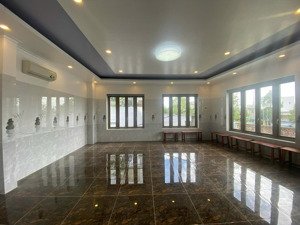 (chủ gửi) cho thuê văn phòng 80m2 tầng 1,2,3 đường nguyễn văn cừ, cái khế, cần thơ - giá 8,5 triệu