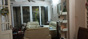 cho thuê nhà riêng tại khu văn hoá nghệ thuật mai dịch, nhà 50m2 x 4 tầng, rộng rãi đầy đủ đồ