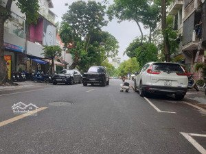 bán nhà quận long biên- nhất bồ- mặt phố oto vào nhà- kinh doanh sầm uất-diện tích rộng- giá ước gì