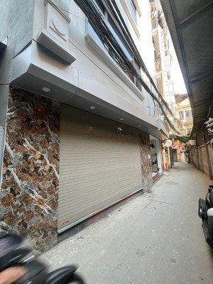 hoa hậu - trần duy hưng - cầu giấy, thang máy, 1 tỷ/ năm, sát hồ. 56m - 7 tầng - mt 6m - 21 tỷ