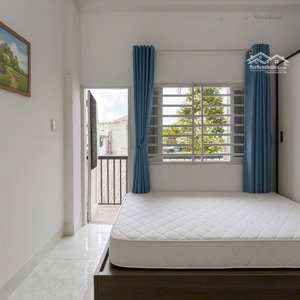 cho thuê căn hộ ban công full nội thất, gần sân bayphú nhuậnvạn kiếp phan xích long