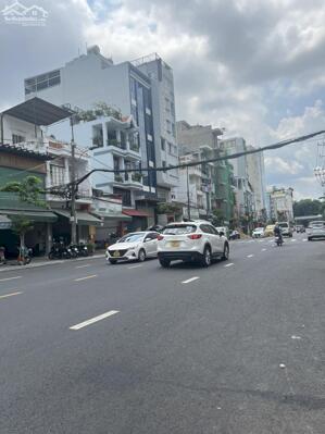 Bán nhà hẻm xe hơi Tân Bình, gần Ga T3 Hoàng Hoa Thám, 3 Tầng, ngang 4.5m, 63m2, 10.4 Tỷ