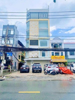 duy nhất ! góc 2 mặt tiên tân hương quận tân phú,dt:17x18m kết cấu 4 tầng hđt 180tr giá 70 tỷ