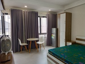 chính chủ cho thuê căn hộ full đồ 34m2 phố tư đình cổ linh oto đỗ cửa giá 4.5 tr/th lh 