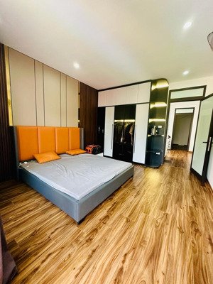 14tỷ750 để sở hữu ngay 55m2 nằm trong khu phân lô cao cấp, oto kinh doanh tân mai - đền lừ !