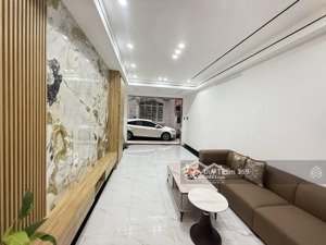 khu mỹ đình 47,8m2, 5 tầng, giá 6,8 tỷ, lô góc, ô tô đỗ cửa, sát mặt phố