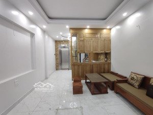 trung tâm đống đa - 06 tầng - 5 phòng ngủ khép kín vừa ở vừa cho thuê - vị trí đẹp cách phố kho