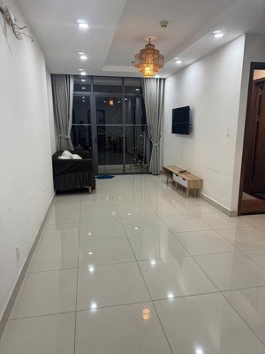 bán ch phú đông premier 2pn 2wc 72m2,tầng trung,sổ sẵn.giá : 2,980 tỷ,hổ trợ vay 2tỷ.lh: 