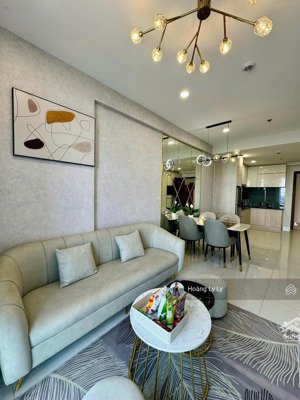 cho thuê căn hộ 2 phòng ngủ full nội thất xịn chỉ 10 triệu chung cư the emerald golf view
