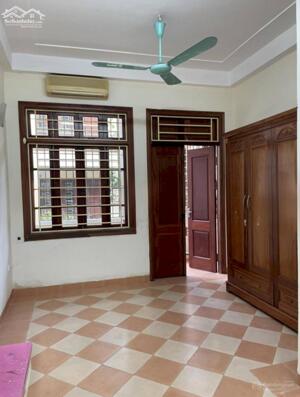 Cho thuê nhà Hoàng Ngân, 45m2 x 4 tầng, 4 ngủ, ô tô đỗ cửa, 16 Triệu