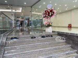 cho thuê tòa nhà mặt phố quang trung - hà đông 160m2 7 tầng 1 hầm, mt 7m. thông sàn. giá 120tr