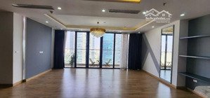 bán gấp căn hộ penhouse 146m2 s3 skylake - phạm hùng, ban công đông nam,giá thị trường