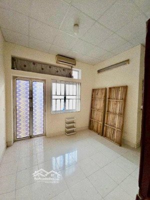 mặt ngõ- đôi cấn -lõi ba đình - dân xây - mt rộng 5,2m -thông -giá đầu tư