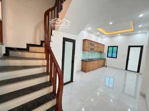 chủ mót bán thanh khoản nhanh nhà 5t liên mạc, 48m2 mới kính koong, chỉ nhỉnh 6 tỷ