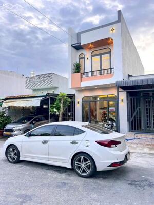 HẠ 300TR... CHỦ NGỘP CẦN BÁN GẤP CĂN 2 LẦU SỔ RIÊNG NGAY TRUNG TÂM