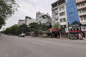 bán nr trần quốc hoàn, 12 tỷ, 45m2, 7 tầng, đẹp xuất sắc