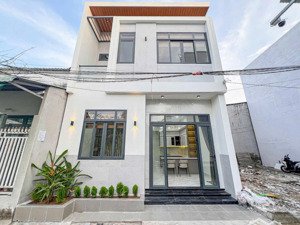 bán nhà siêu phẩm 1 lầu ở nguyễn cửu phú, tân kiên, bình chánh chỉ với 1,3 tỷ, 75m2 , sổ hồng riêng