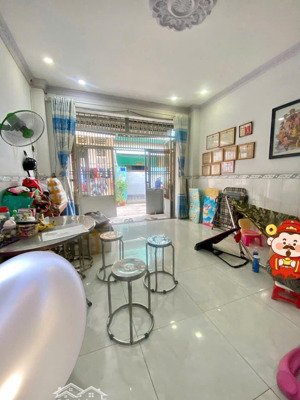 bán nhà hẻm 4m bình long (4x14m), 1 trệt 1 lầu, giá 4.75 tỷ - quận tân phú