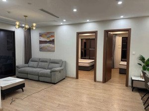 mới. chính chủ nhờ bán căn hộ florence trần hữu dực 2pn 6 tỷ. lh: 