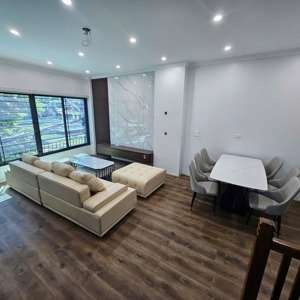 bán nhà mới đẹp phúc lợi, long biên 45m2, 5tầng giá chỉ 6,5 tỷ.